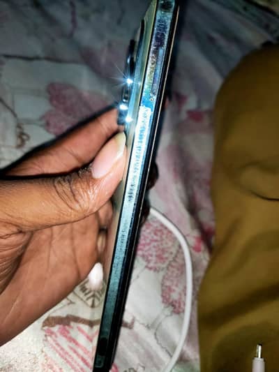 infinix hot 40 pro 8+256 10/10 condition