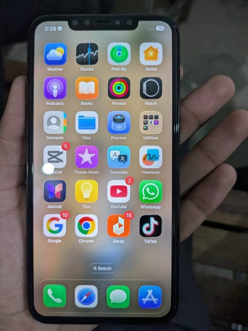 iPhone 11  pro max 1