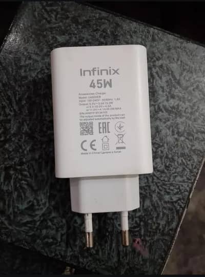 Infinix Hot 60 pro original charger 45w only 1month used