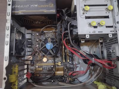 Intel i7 4770 Custom Build