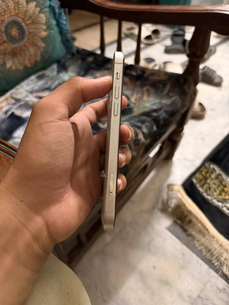 iphone 12 pro 4