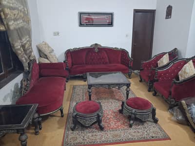 7 seater chinioti sofa set + 3 tables + 2 stools