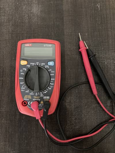 UNI-T UT33D digital multimeter