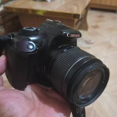 Canon 1100d camera for sale