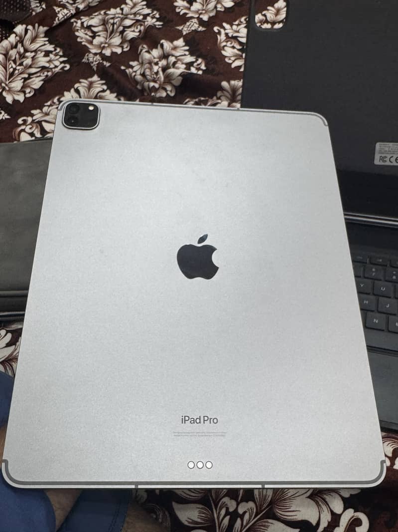 Ipad pro M2 128Gb celullar 0