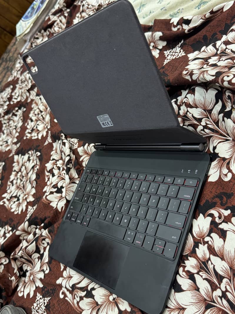 Ipad pro M2 128Gb celullar 7