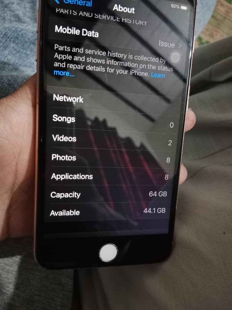 Apple iPhone 8 Plus 4