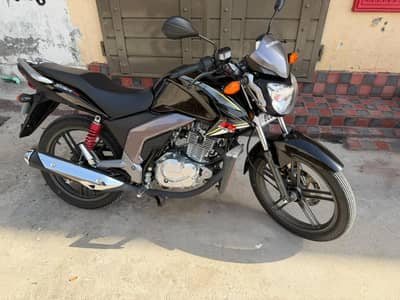 Suzuki gsx 125