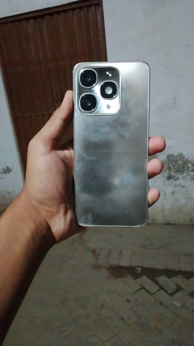 urgent sale iTel a90 all ok