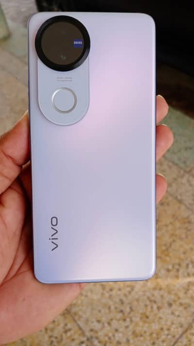 vivo v50