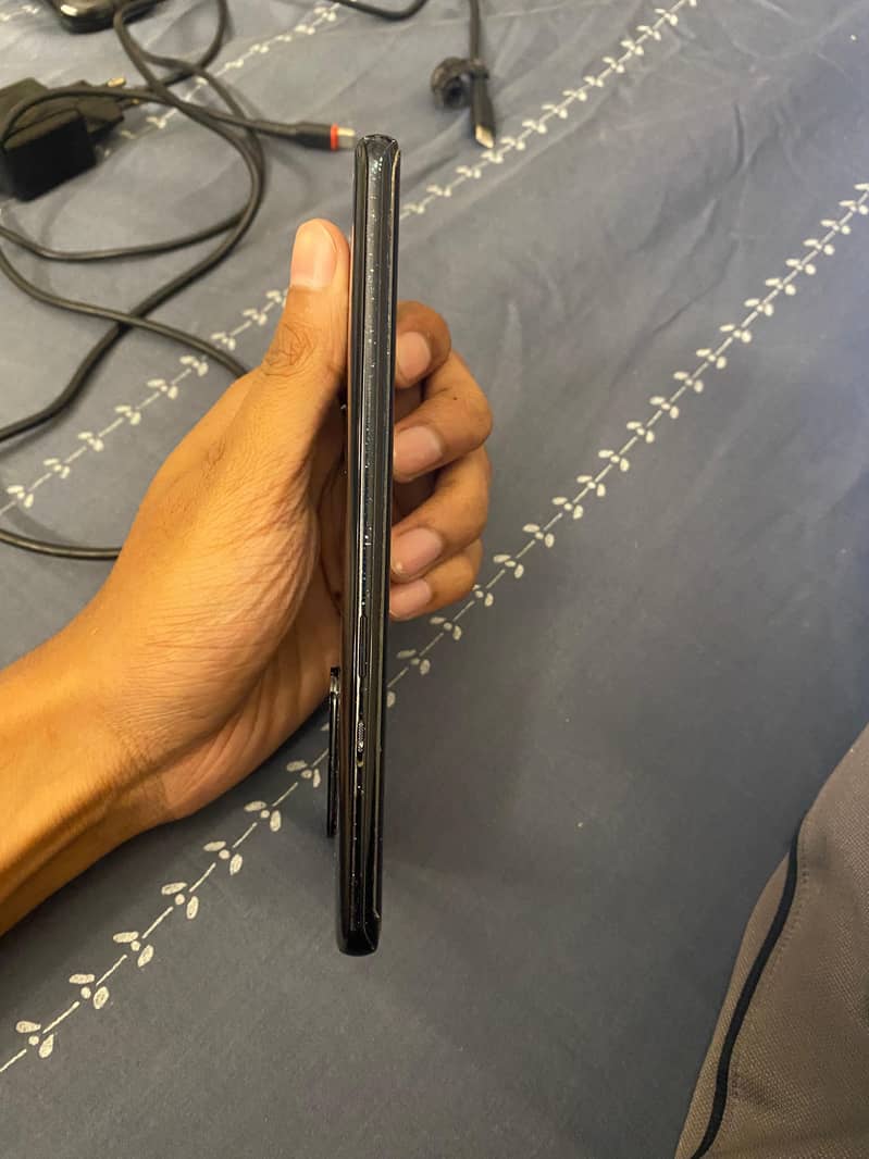 One Plus 8 Pro 6