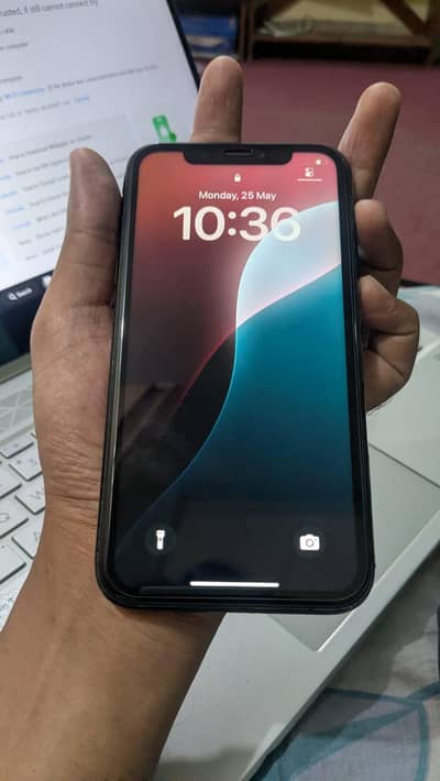 iPhone XR Black 64GB (Non-PTA) – 78% Battery Life, All Original