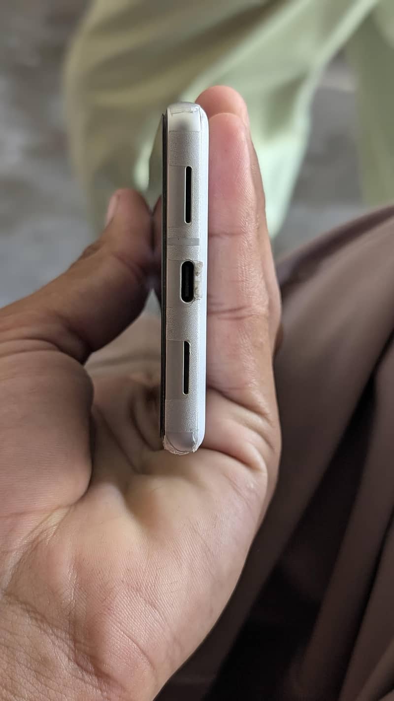 Google Pixel 7 5