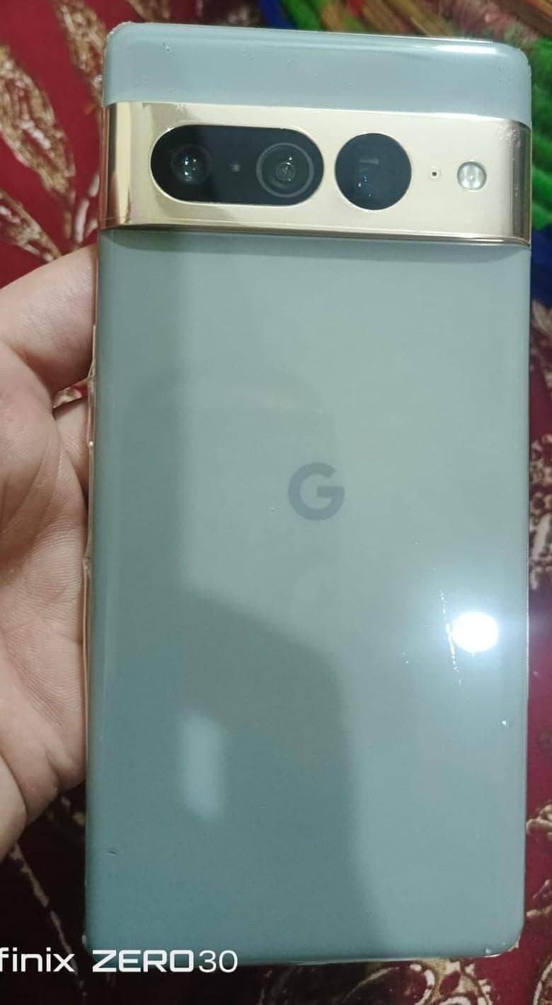 Google pixel 7 pro 2