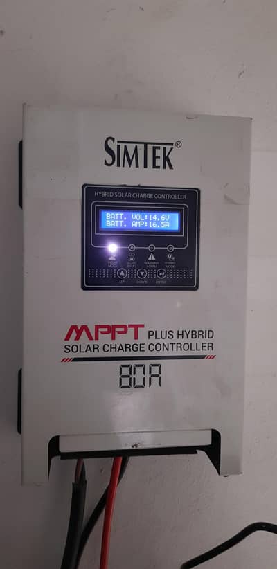 SIMTEK HYBRID SOLAR CHARGE CONTROLLER 80 AMPERE