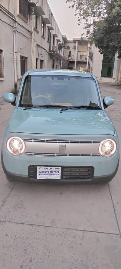 Suzuki Alto Lapin 23modal 26 import bilkul bohat hi khubsurat gari he.