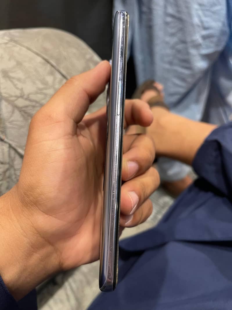 One Plus 9R 2