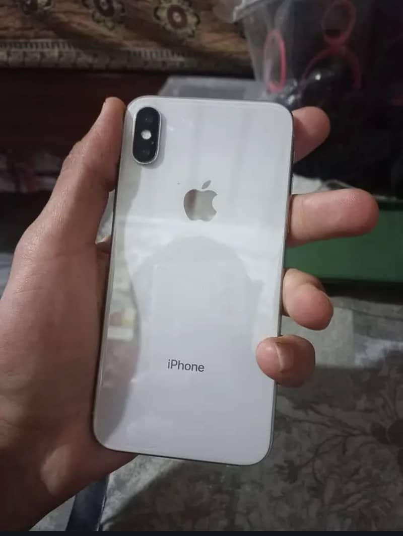 Apple iPhone X 3