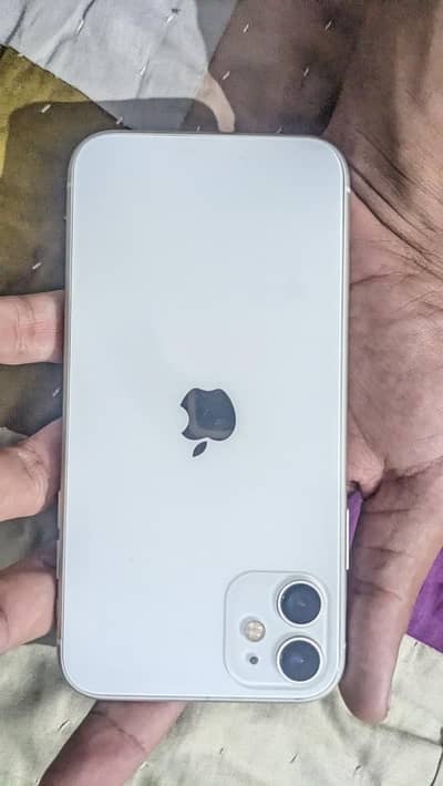 Apple iPhone 11