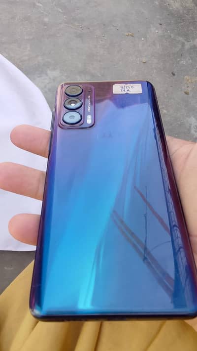 Motorola edge 2021   8+256gb gaming  kaliya urgent pise chaye isleya