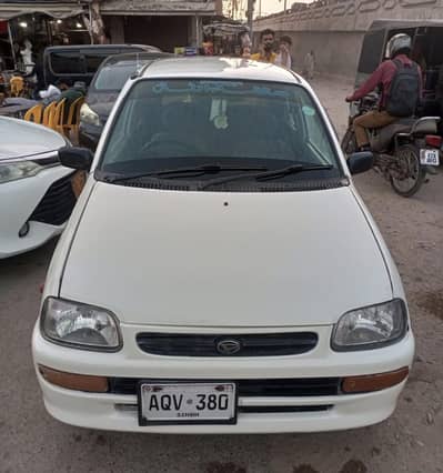 Daihatsu Coure (2008)