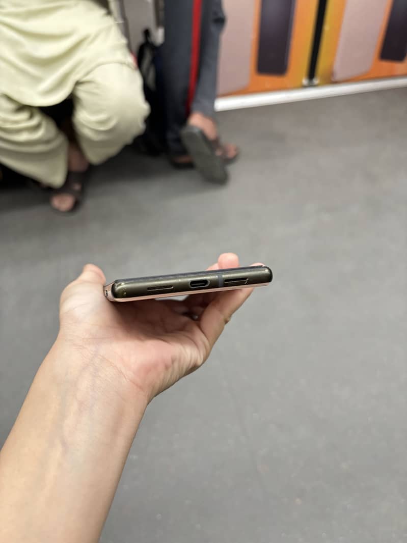 Google Pixel 6 5