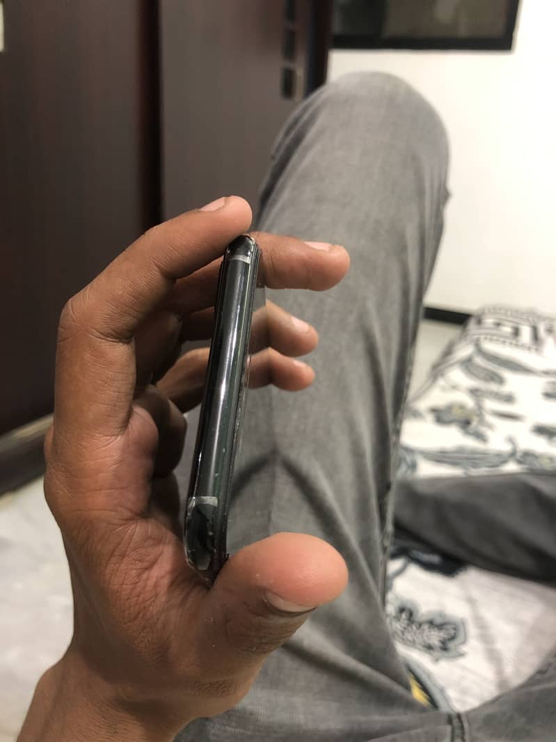Apple iPhone 7 Plus 5