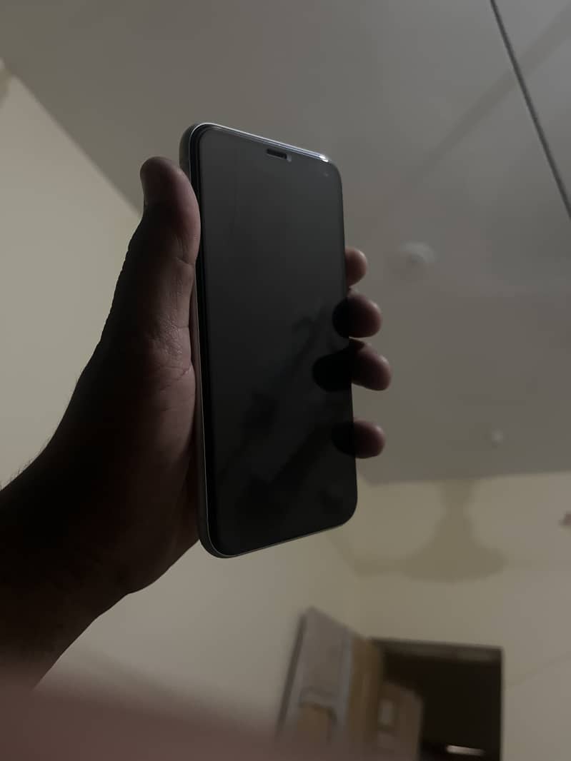 Apple iPhone 11 2