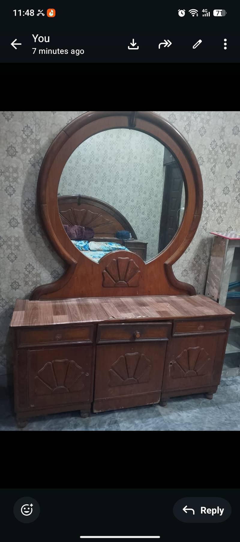 dressing table 1