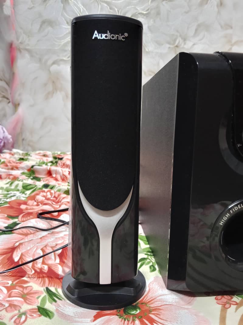 Audionic Ad 7000 + 2