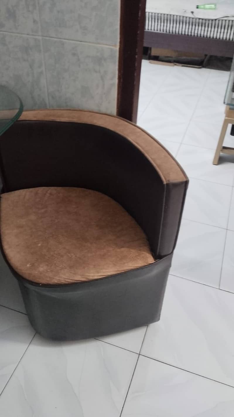 Dinning Table 0