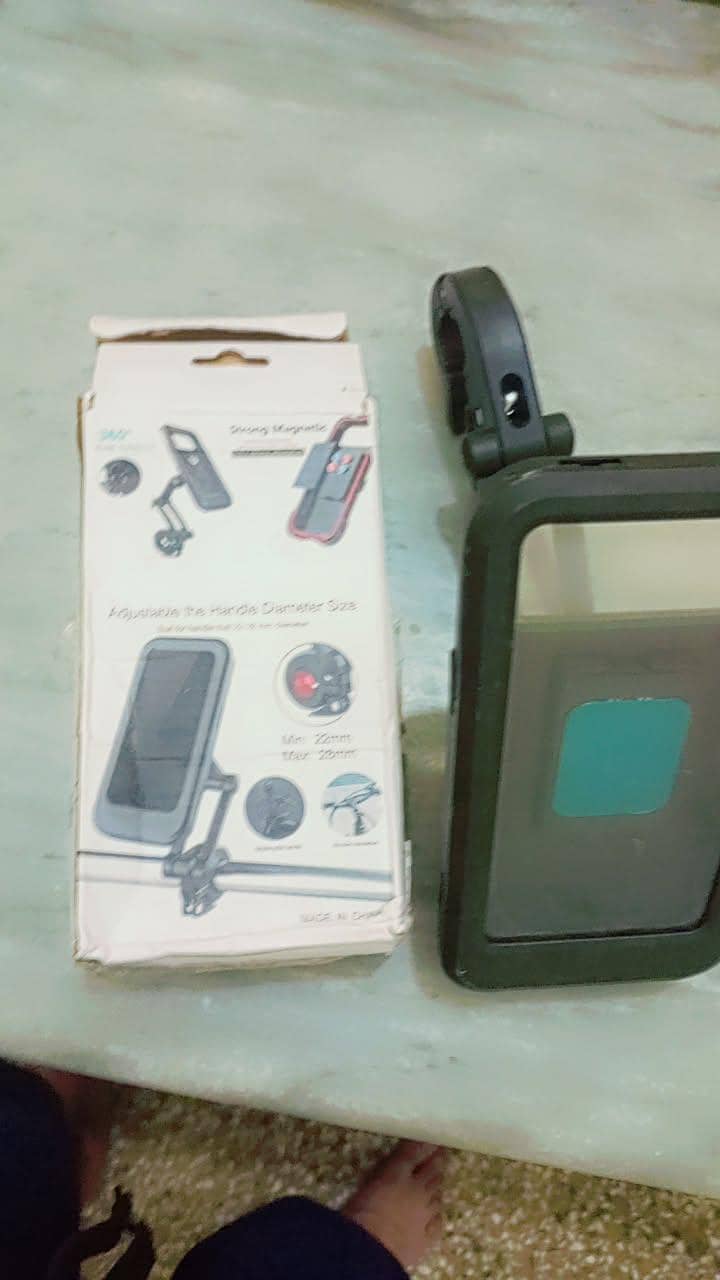 mobile stand 3