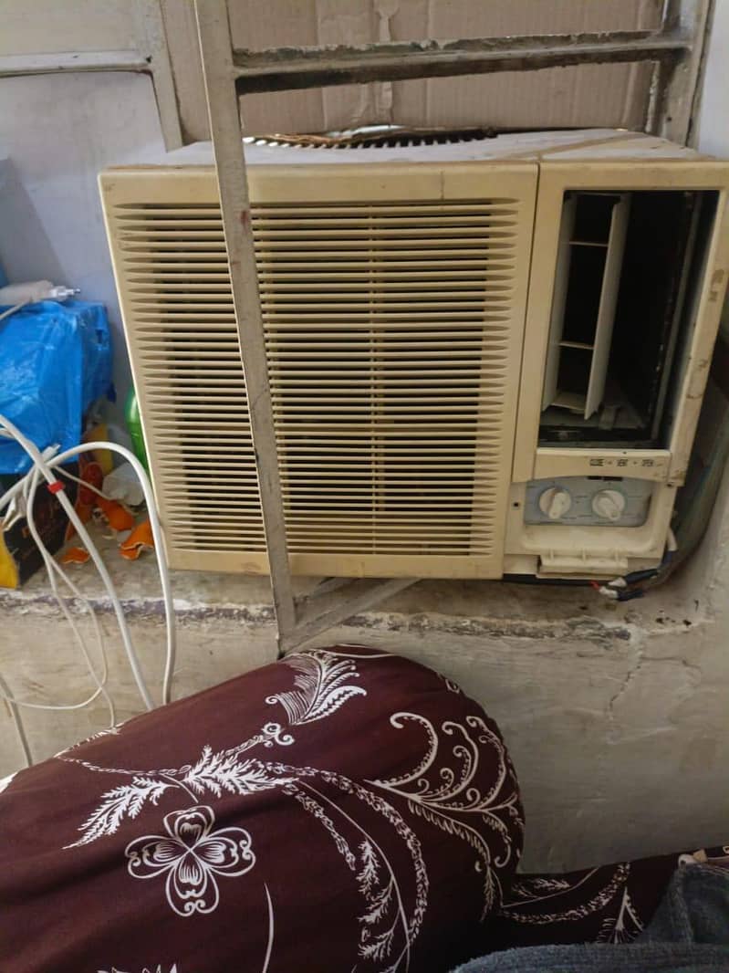 window ac whats app 03295642080 2