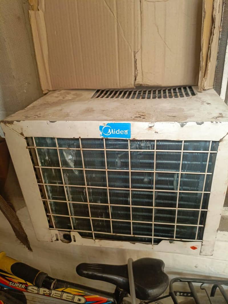 window ac whats app 03295642080 3