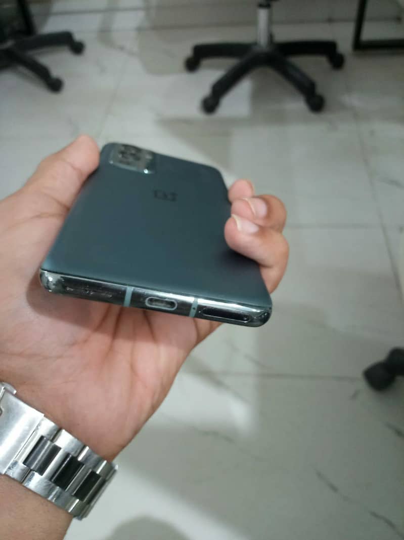 OnePlus 9 pro 3