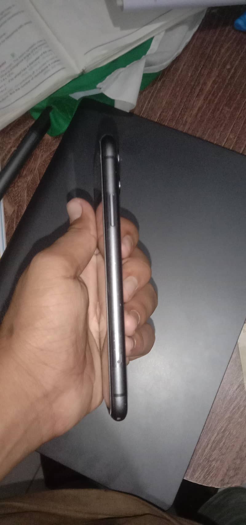 Apple iPhone 11 3