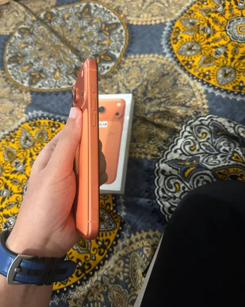 Apple iPhone 17 Pro Max 2