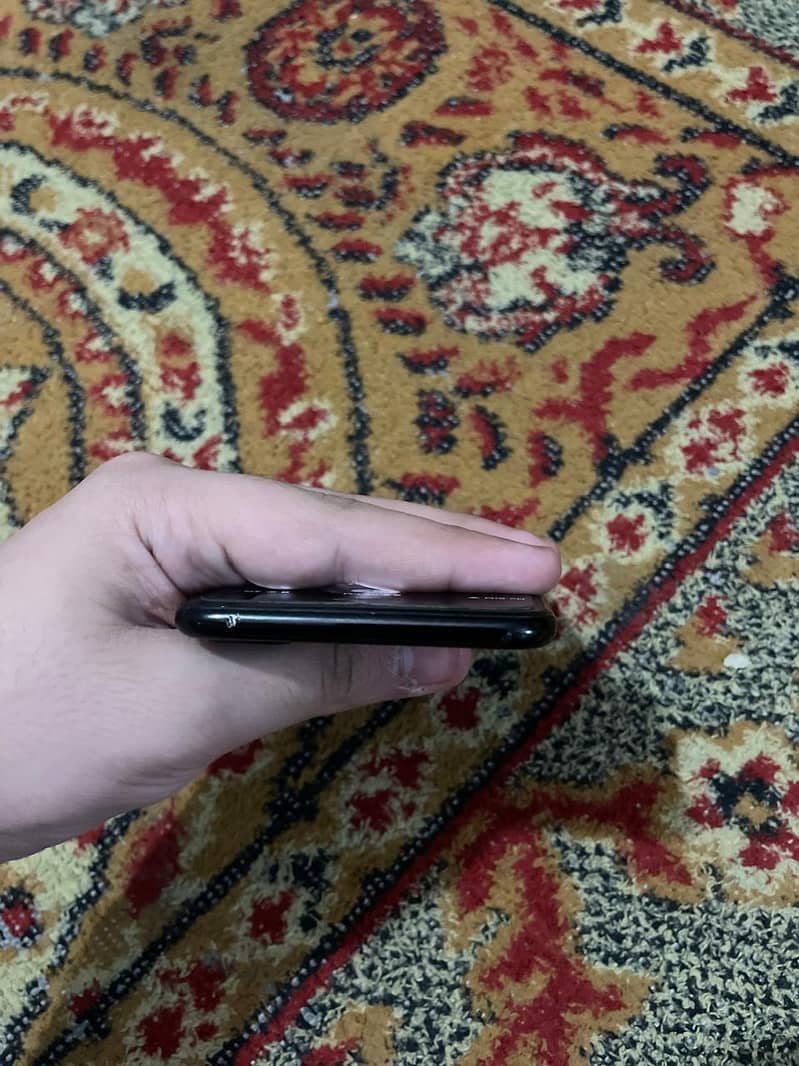 Apple iPhone 7 Plus 3
