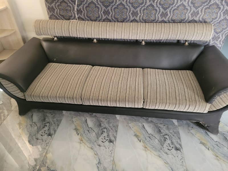 7 seater sofa 1