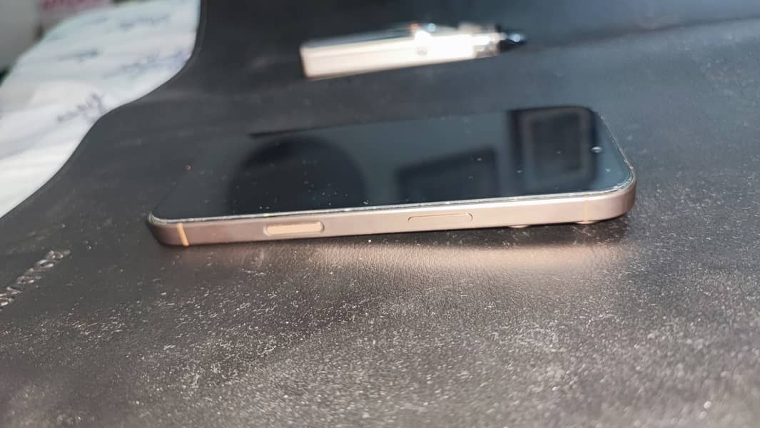 Iphone 16 pro 2