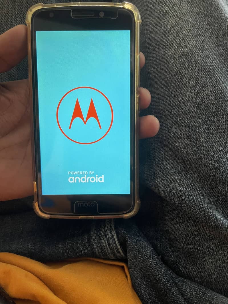 Moto E4 2