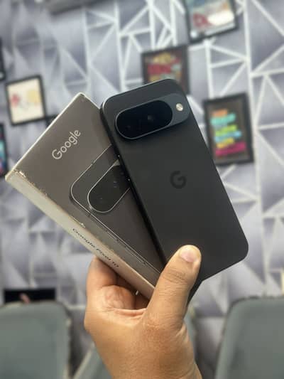 Google Pixel 10 12GB/128GB Oem Unlocked Complete Box 10/10