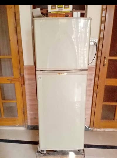 Dawlance fridge for sale