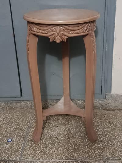 hard wood and neat cansol