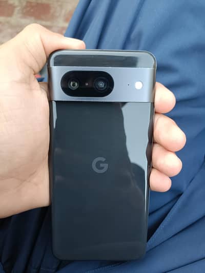 "Google Pixel 8 - 8/128GB - 9/10 Condition".