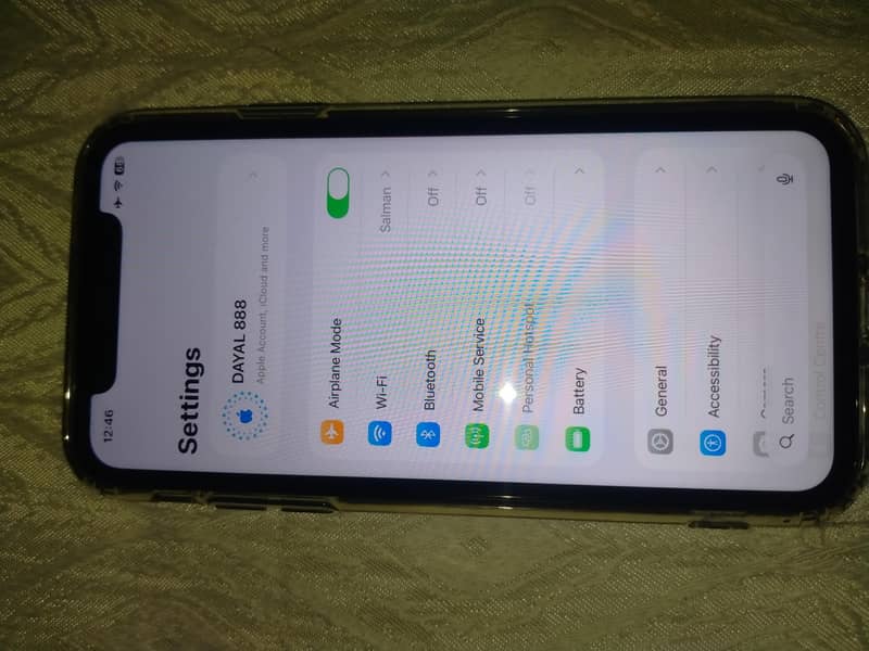 iPhone 11 4