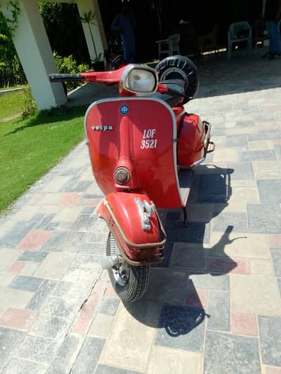 03234690675 vespa restoration good condition