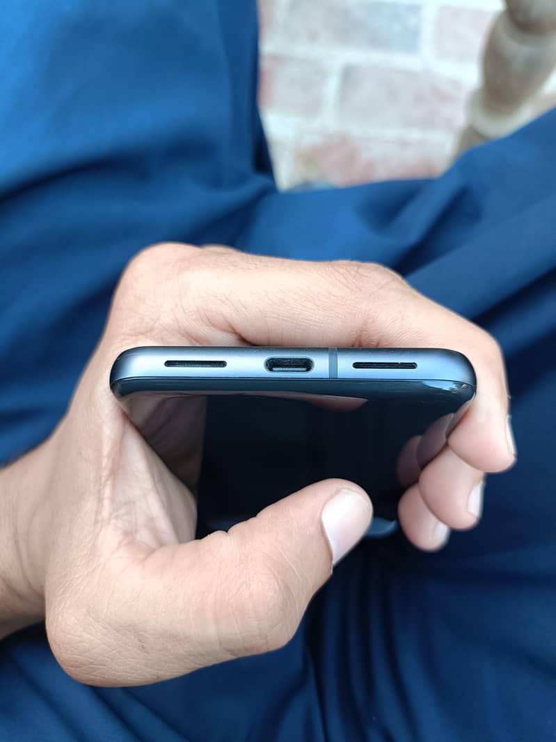 Google pixel 8 1