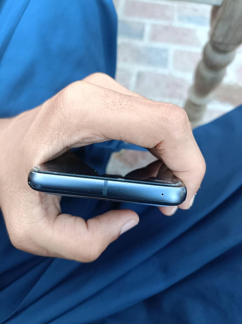 Google pixel 8 2