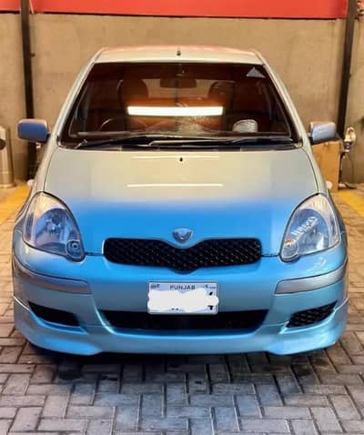 Toyota Vitz FL 1.0. Forsale
